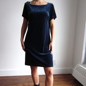 Gloria Vanderbilt - Dark Blue Velvet Dress